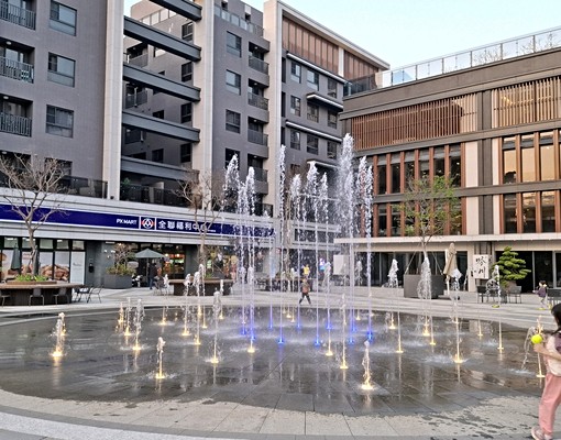 極緻生活近雙語學校🏫可租補報稅含管✨傢俱家電全💫平車位 - Image 9