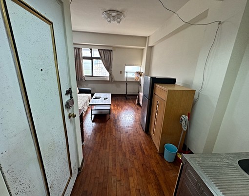 👍可租補☎️漢口國中旁電梯大套房☎️👍 - Image 10