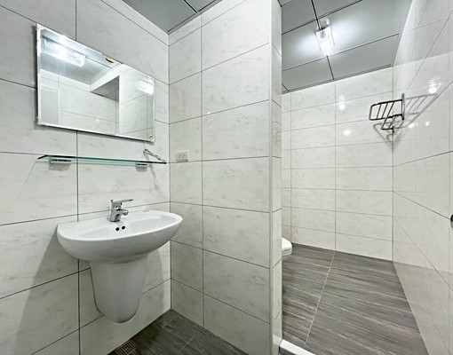 🎯東區Lalaport|全新絕美大套房|家具全含!可談 - Image 3