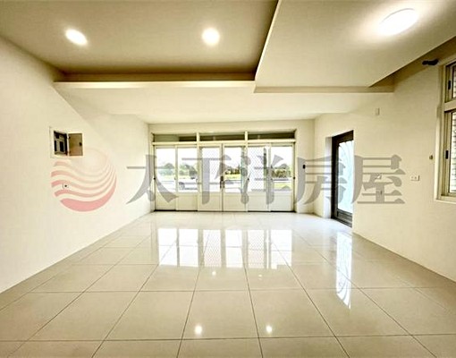 民有路邊間透天店住 - Image 4