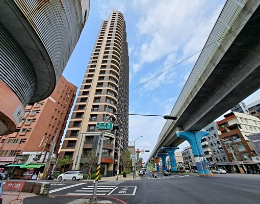 楠梓加工區捷運宅"福懋MORE+全新未住2房" - Image 9