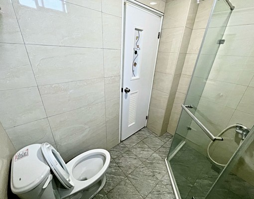 新坡電梯大套房/可補助/代收垃圾/家具家電齊全/含網路第四台 - Image 9