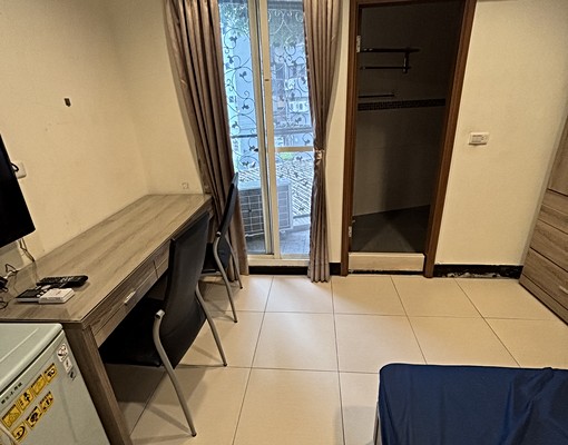 陽台LED超省套房近一中公園採光絕佳 - Image 1