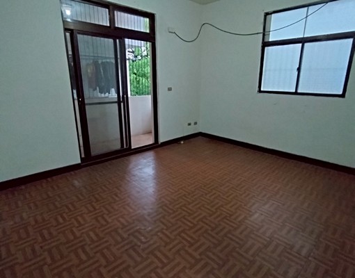 國泰醫院200公尺三房3樓大公寓 - Image 12