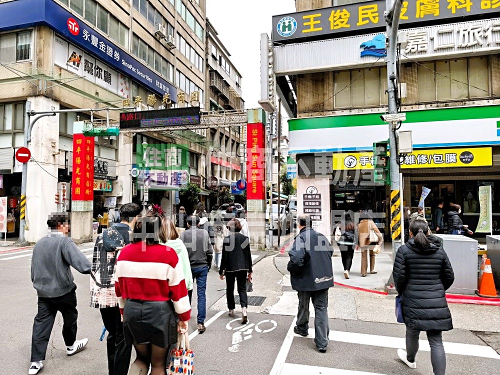 附近街景