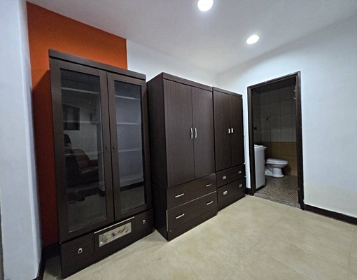 🔸近新莊迴龍站｜鴻金寶採光大套房🏡～收納空間多 - Image 3