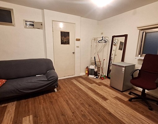 🏡信義區｜信義路大套房出租｜近捷運生活機能超便利 - Image 1