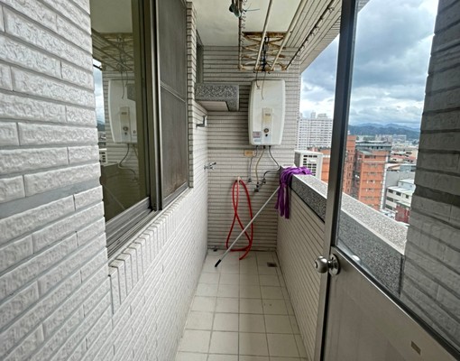 o可租補/台水電/生活機能佳/2＋１房 - Image 3