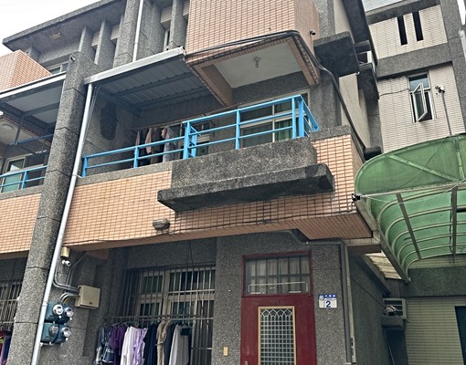 北埔廟口前…..... - Image 1