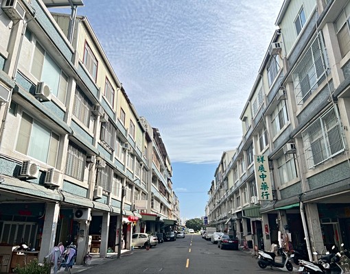 住家🌳辦公🌳店面【安平透天】使用大空間✅門口好停車 - Image 1