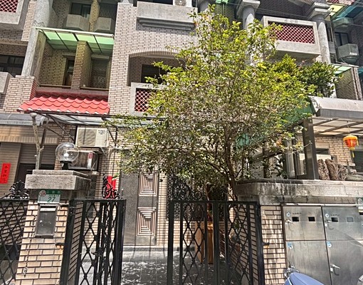 【女性分租套房】公館路透天全新分租套房一樓💖 - Image 1