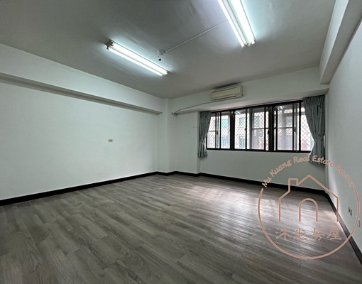 崇明路優質3房可當工作室~超大空間~ - Image 3