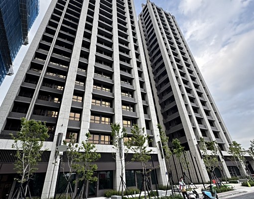 ☎️中信小郭☎️禾川琚高樓河岸景觀3房車💥可租補小寵可談 - Image 4