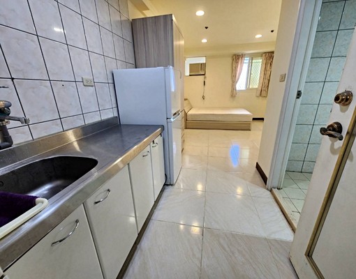 ✨可寵台水電大套房✨近精武車站一中商圈💖 - Image 5