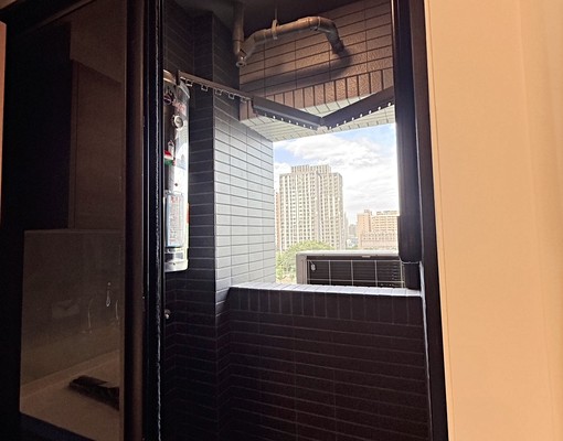 ★可租補★免仲介費,近A7體育大學捷運,科技園區,附基本家具 - Image 11