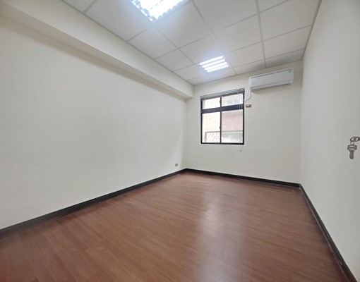 可租補.報稅輕軌玫瑰中國城站.賓士特區3房2廳2衛1廚1陽台 - Image 11