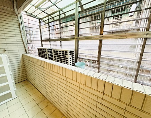 捷運麟光★女性專屬★獨立陽台★採光佳★新裝潢 - Image 6