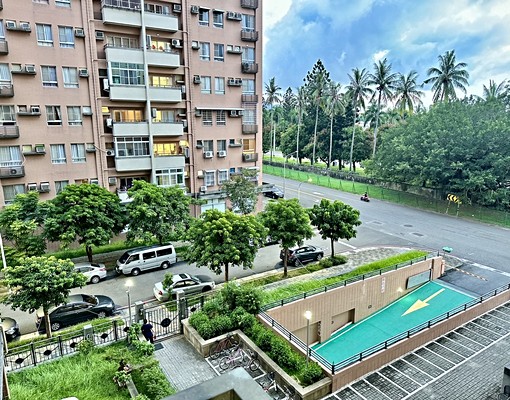 可辦公室/傢俱可談/可租補/優質社區通風大三房B1平車 - Image 13