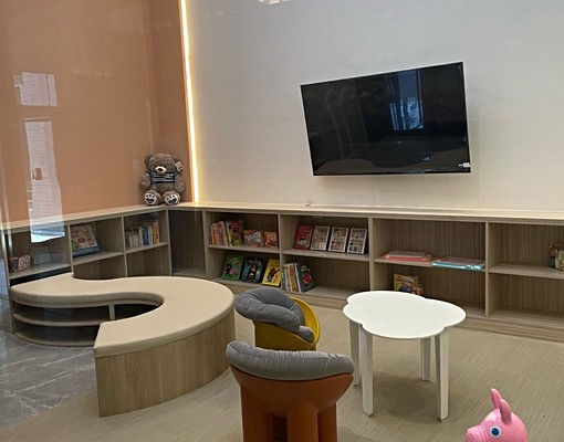 台中港特區近百坪全新大樓,一卡皮箱入住大八房附二平車 - Image 4