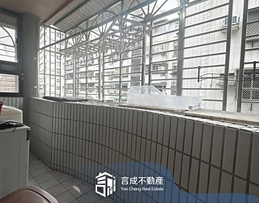 幸福站|溫馨美裝。生活機能優。四房電梯。 - Image 12