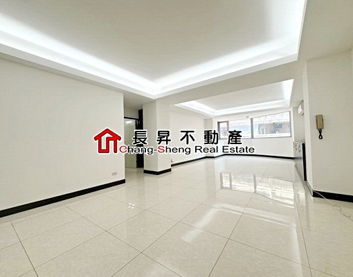 忠孝敦化站~蛋黃區面靜巷大空間4+1房(含稅~可寵) - Image 4