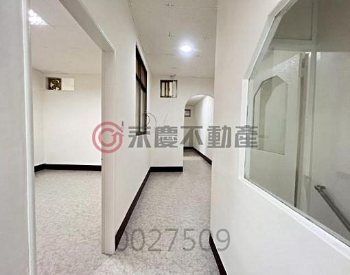 可租補龍門商圈3房低樓層室內空間大 - Image 15