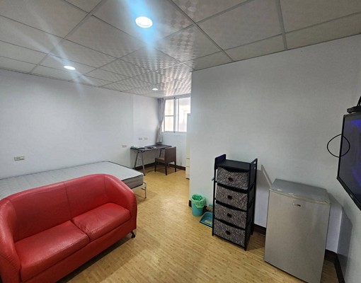 立志高級中學旁立忠路優質套房出租 - Image 2