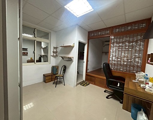 古奇峰超大三房稀有一樓★停車方便★園區 - Image 14