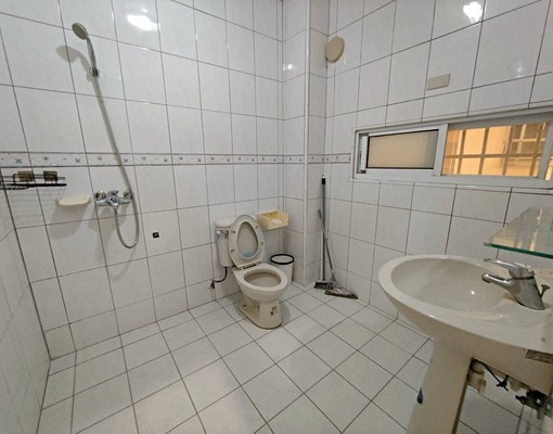 5500元🎀超搶手1F~3F別墅大套房陽台通通有🎀俗俗租 - 591租屋網 - Image 7