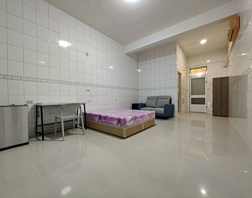 5500元🎀超搶手1F~3F別墅大套房陽台通通有🎀俗俗租 - Image 8