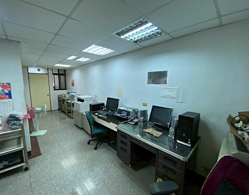 淡水區近淡水捷運站超大二樓辦公室office - Image 3