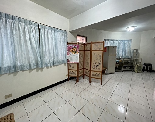 瑞安推薦~🎯板橋金門街電梯華廈三房 - Image 1