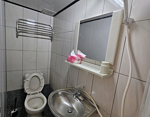 旗山老街分租套房-閣樓設計空間卓絕 - Image 6