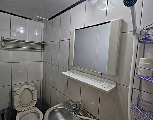 旗山老街分租套房-閣樓設計空間卓絕 - Image 9