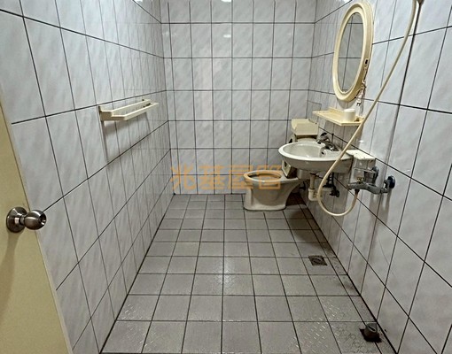 兆基社會住宅🏡整棟五房/門口可停車可租金補助 - Image 13