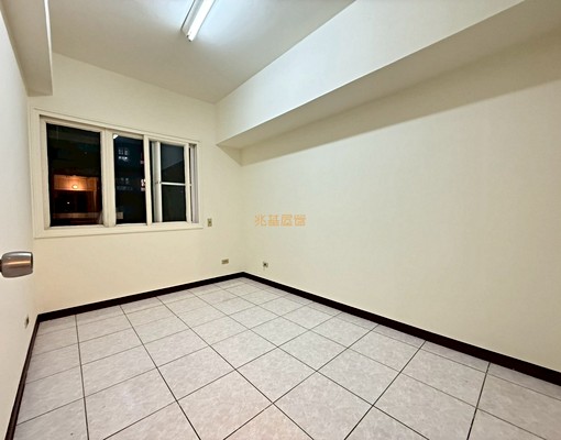 兆基社會住宅🏠-巴賽隆納電梯2房家電家具可談🐯 - Image 3