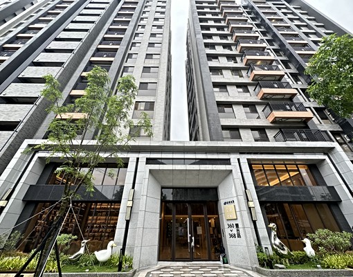 可補助入戶籍|八德重劃全新社區|豐盛之城大露臺2房車 - Image 1