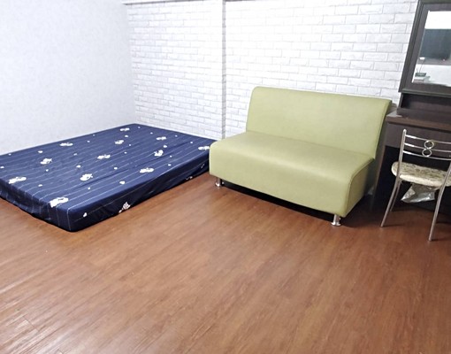 短、長租!近新光三越西門店套房出租 - Image 3