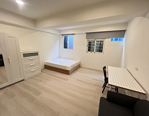 近市府透天-2樓大套房出租 - Image 1