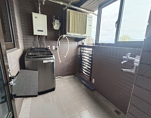 大里輕屋齡大四房附平車家電俱全可租補入籍 - Image 5