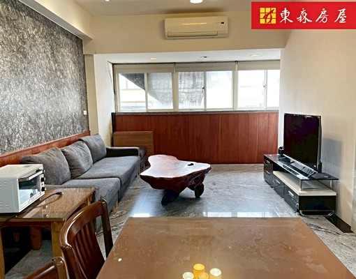 德惠街採光好電梯0953493686 - Image 1