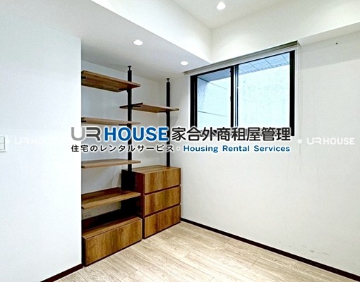 MRT西門.北門。寬敞明亮。高級享受。含稅含管。ENG - Image 8