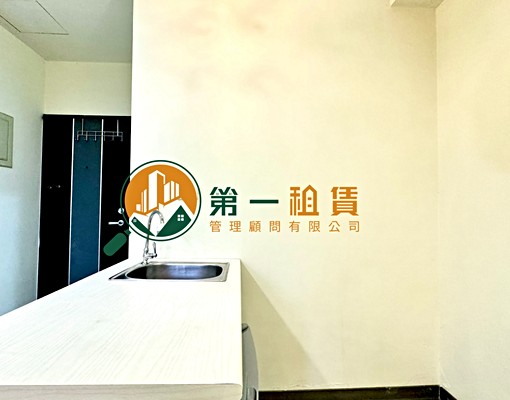 🔍第一帶您租東區電梯大套房🔍附室內機車位 - Image 6