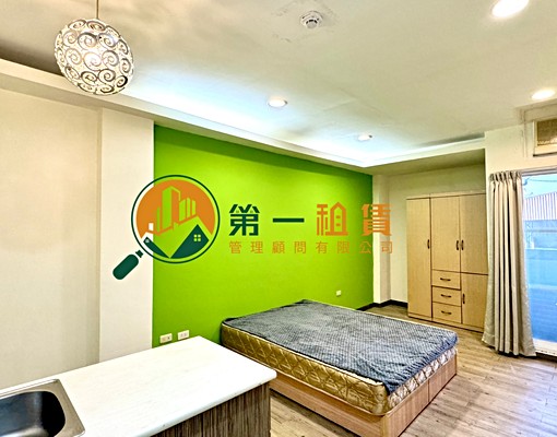 🔍第一帶您租東區電梯大套房🔍附室內機車位 - Image 1