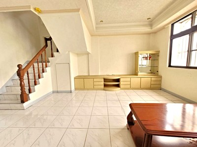 員山鄉公所旁採光透天(可當店面、住家使用喲~🧡