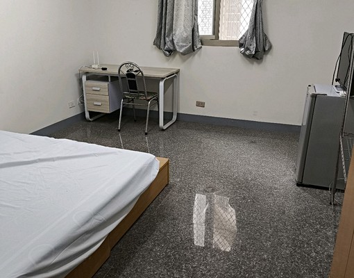 正靜宜商圈/獨立套房/室內機車/平車可租 - Image 11