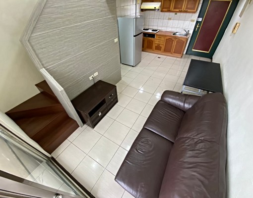 高登屋面金龍湖/近東湖南港/挑高4米2/新裝潢地理優好山好水 - Image 11