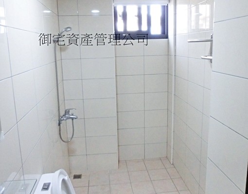 可租補✅超大間獨洗陽台✅室內機車位✅可貓禁狗 - Image 4