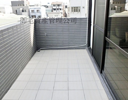 可租補✅超大間獨洗陽台✅室內機車位✅可貓禁狗 - Image 3