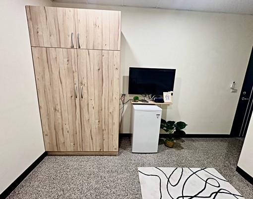 新坡全新電梯大套房/代收垃圾/可租屋補助/含網路第四台 - Image 5
